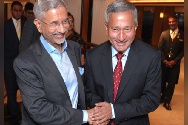 Jaishankar meets Singapore's counterpart Vivian Bala, says "Singapore is at heart of India's Act East Policy"