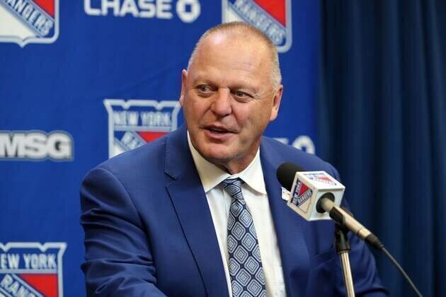 Coach Gerard Gallant leaves KHL team for health reasons