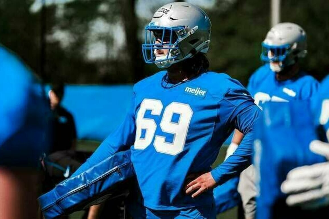 Ratledge getting early look at center in rookie minicamp
