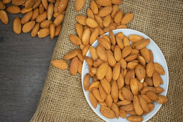 Almonds can help cut calories, finds study