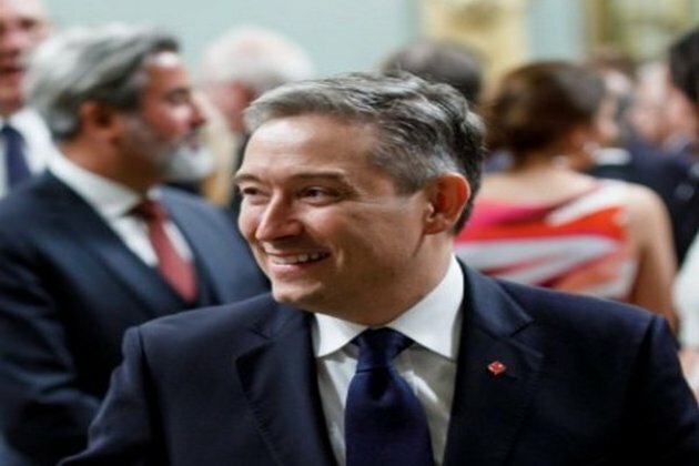 Canada shelves free trade negotiations with China