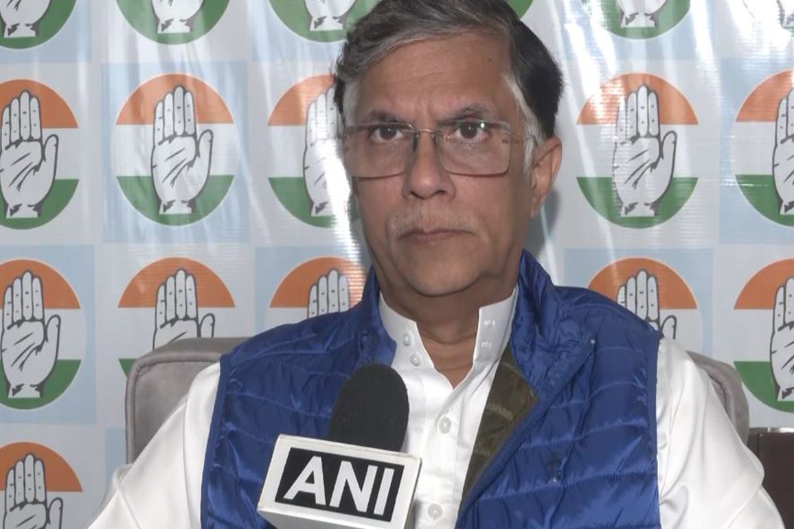 "Hope that he doesn't suffer any dhoka, completes his term": Pawan Khera as Nitish Kumar takes oath as Bihar CM
