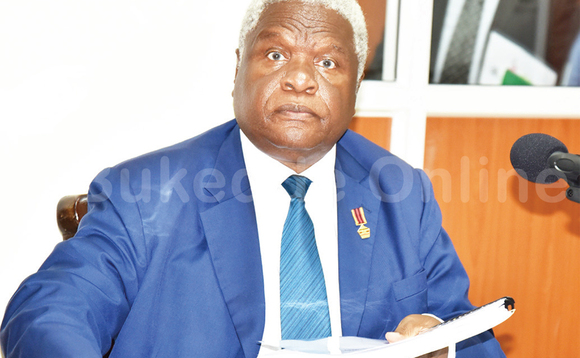 Baguma Isoke akulira akakiiko k’ebyettaka mu ggwanga. Baguma Isoke akulira akakiiko k’ebyettaka mu ggwanga.