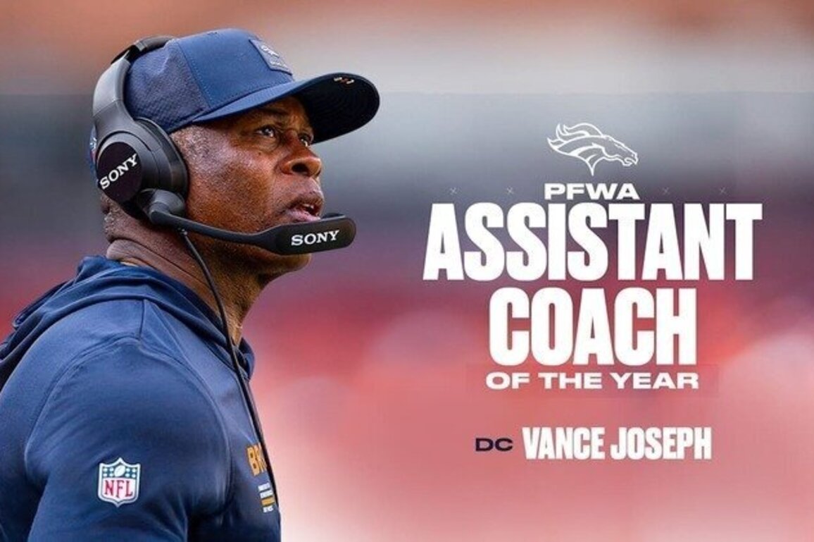 DC Vance Joseph named 2025 PFWA Assistant Coach of the Year