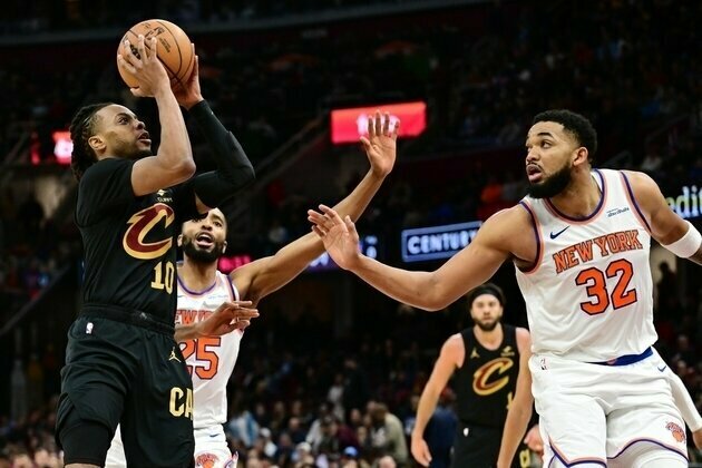 Cavs shoot 61 percent to blow out Knicks