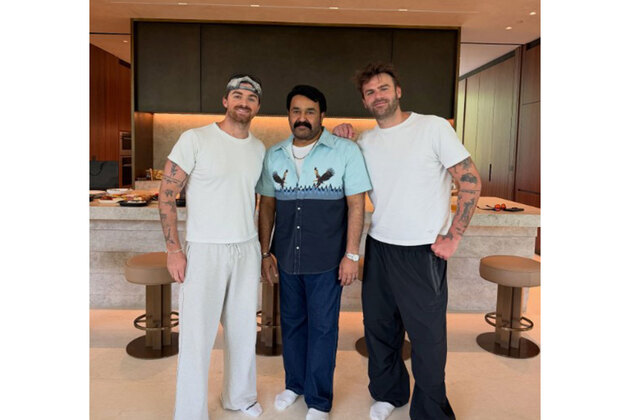 The Chainsmokers meet Mohanlal in Dallas before live show, internet reacts to surprise crossover