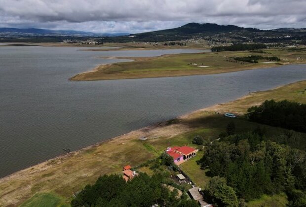 Parched Mexico City Starts Restricting Water