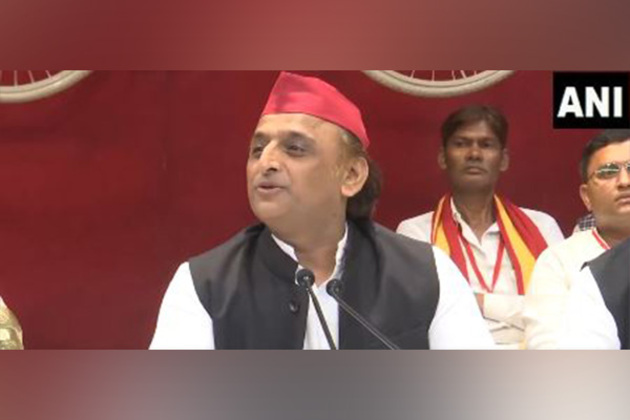 "Caste Census will only be done properly in 2027, under PDA govt": Akhilesh Yadav