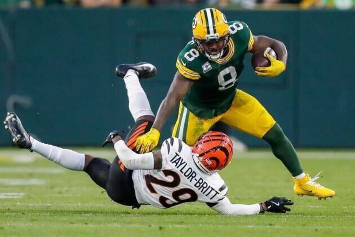 Packers RB Josh Jacobs out of jail, investigation ongoing