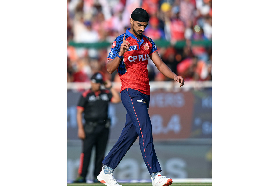 Sairaj Bahutule lauds Arshdeep, Prabhsimran after PBKS' dominant 7-wicket win over MI