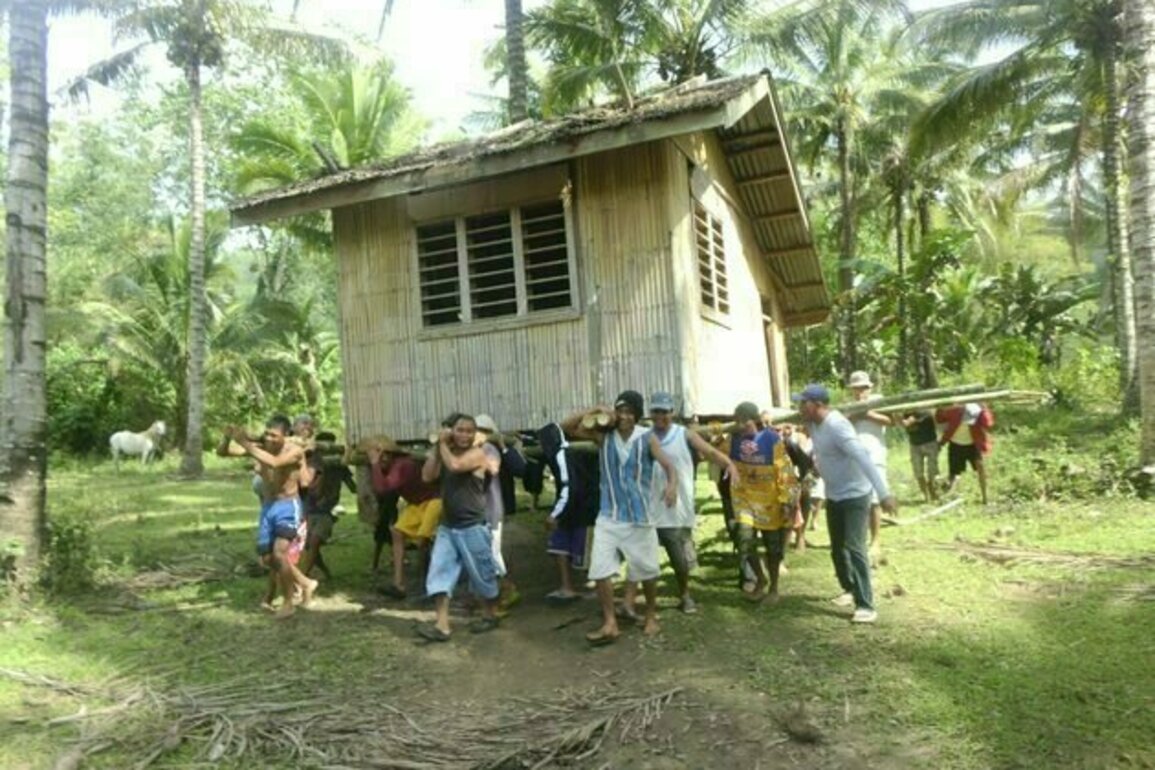 Roots of Filipino Humanism (2) Bayanihan