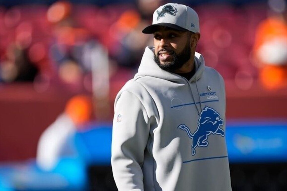 Lions' Jett Modkins Interviews for Bucs' Special Teams Post
