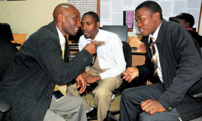 Men, it is gossip, not discussion Men, it is gossip, not discussion
