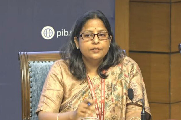 LPG continues to remain a concern, crude availability is adequate in India: Government