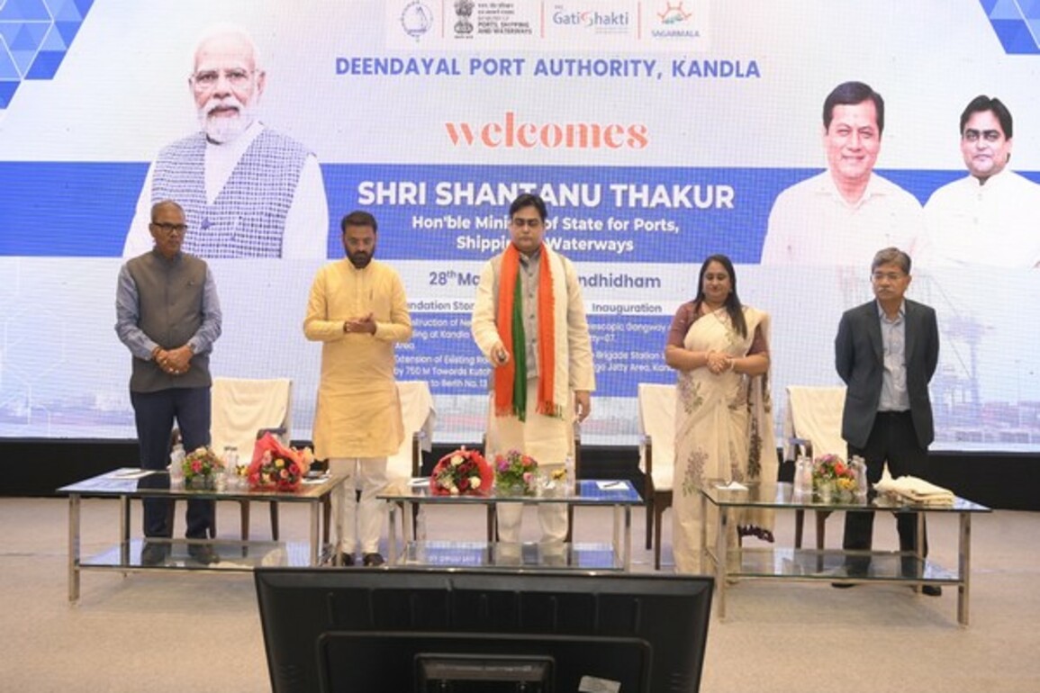 Minister of State for Ports Shantanu Thakur inaugurates and lays foundation stone for DPA projects