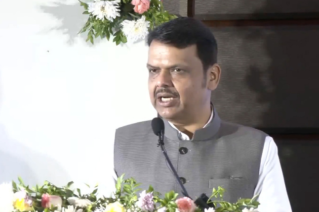 Devendra Fadnavis kicks off Census-2027 self-enumeration campaign in Mumbai