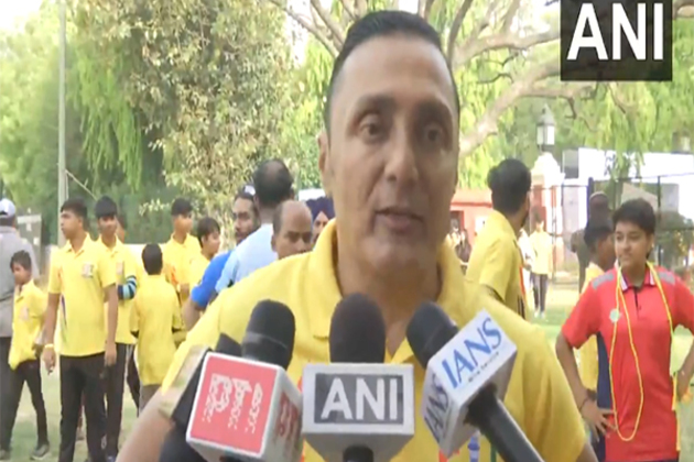 "This country is getting out on Sundays and getting active": Rahul Bose joins 'Fit India Sundays on Cycle' event