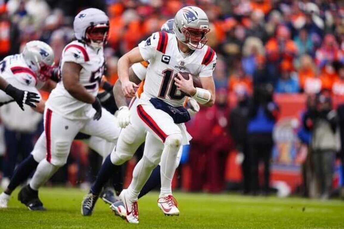 Patriots elect to wear all white for Super Bowl