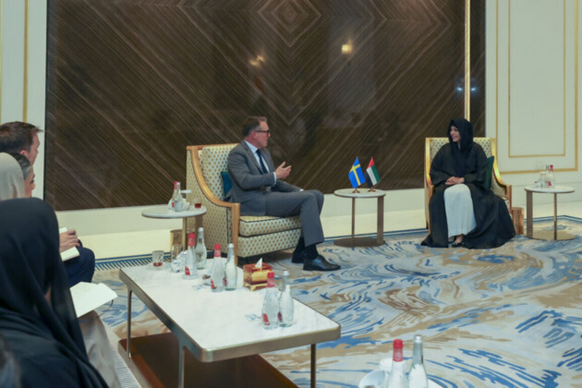 Latifa bint Mohammed discusses strengthening cultural, creative cooperation with Swedish ambassador