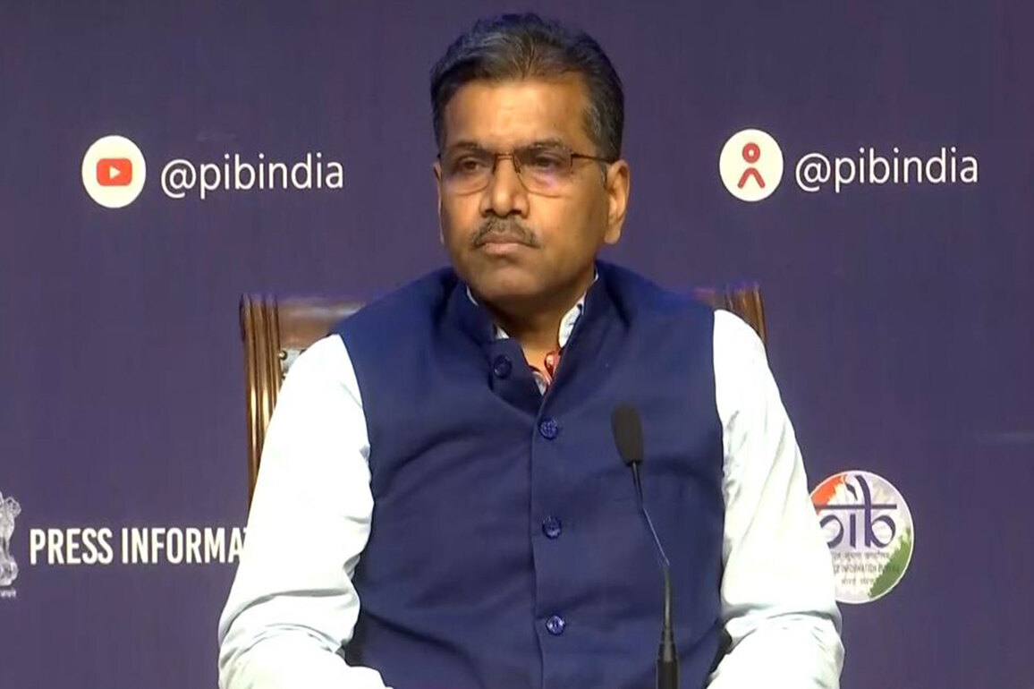 Govt monitors Indian-flagged vessels in Gulf region amid rising tensions
