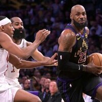 LeBron James sets all-time win mark in Lakers' victory over Cavaliers