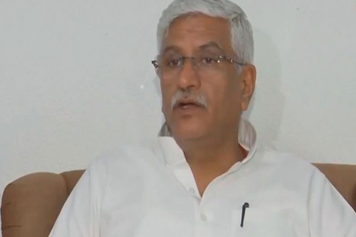 Gajendra Singh Shekhawat slams Mamata Banerjee for alleged "unparliamentary language" in Assembly