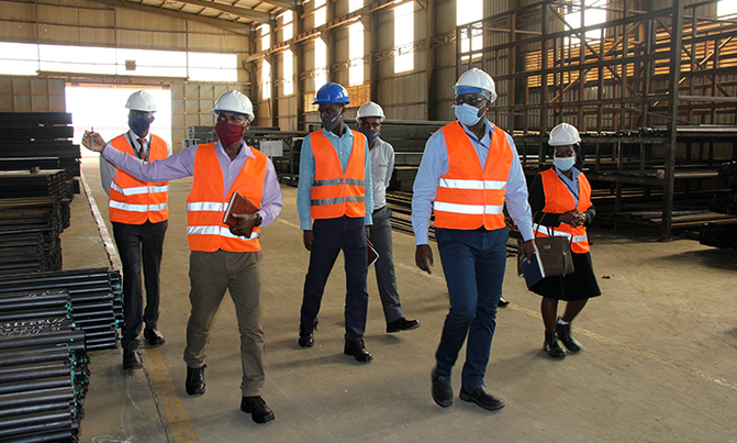 Manufacturers urged to prioritize staff safety amid increasing Covid-19 cases Manufacturers urged to prioritize staff safety amid increasing Covid-19 cases