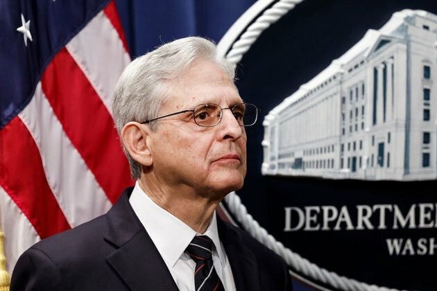 US government sues Google