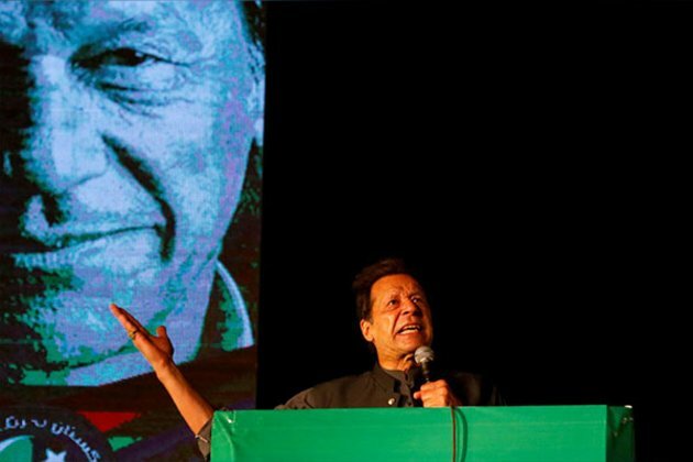 Imran Khan manages to retain his political base