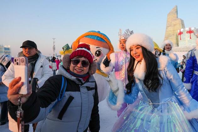 China welcomes influx of foreign visitors amid winter tourism surge