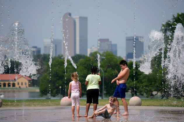 How hot will it get in Colorado this weekend&quest;