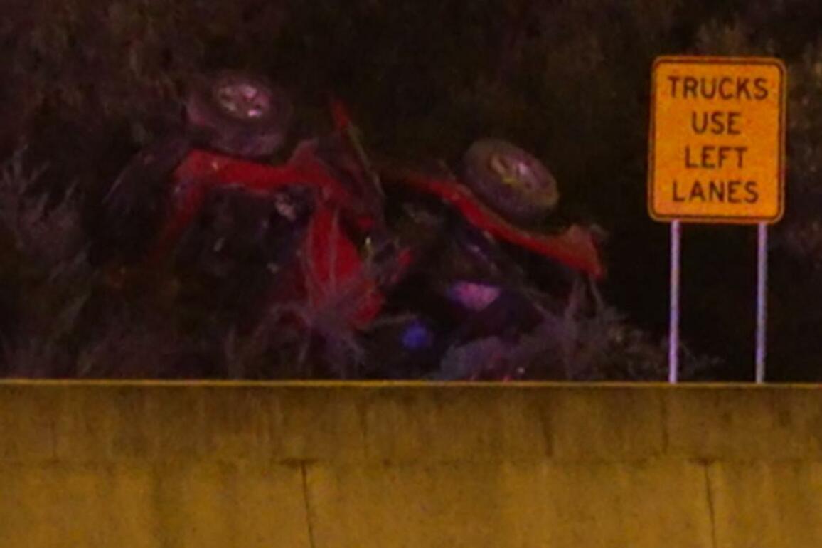North Lake- Man critically injured after Jeep wrangler rolls on Kwinana Freeway