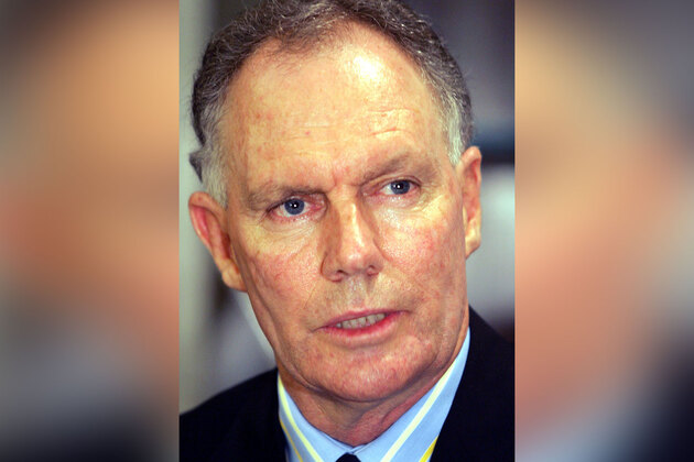 "Being risk-averse is not being risk-free": Greg Chappell questions Australia's Ashes selection strategy