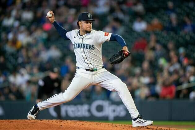 Luis Castillo returns to Cincinnati with upstart Mariners