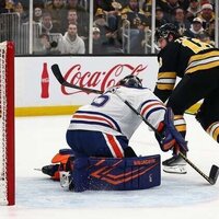 Oilers goalie Tristan Jarry leaves with injury