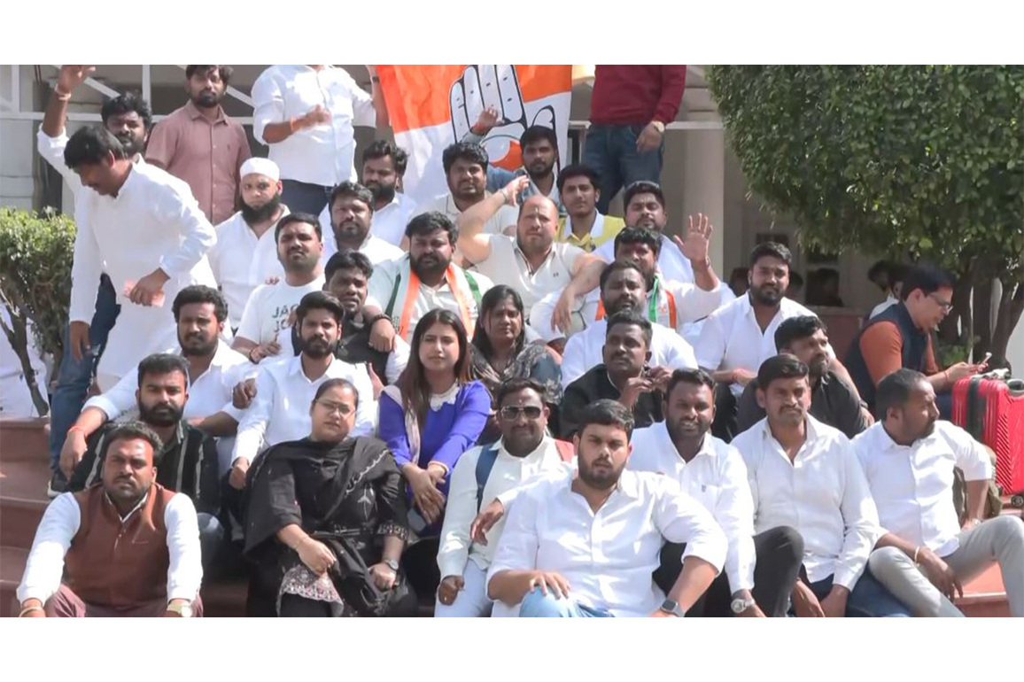 Congress workers hold protests in several states against IYC chief's arrest