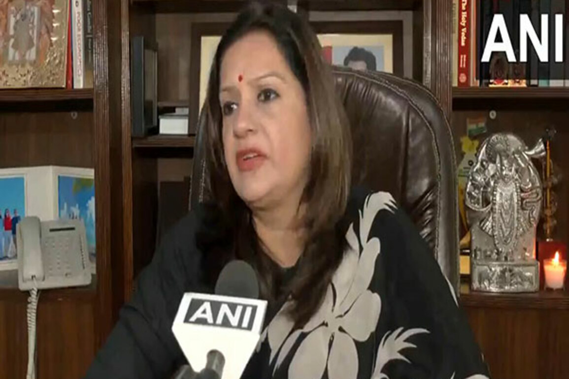 "Don't need US or any other country's intervention to find solution on Kashmir": Priyanka Chaturvedi after Trump's mediation offer