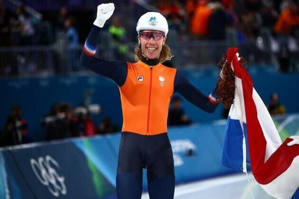 Speed skating: Jorrit Bergsma, 40, takes mass start gold; Jordan Stolz fourth