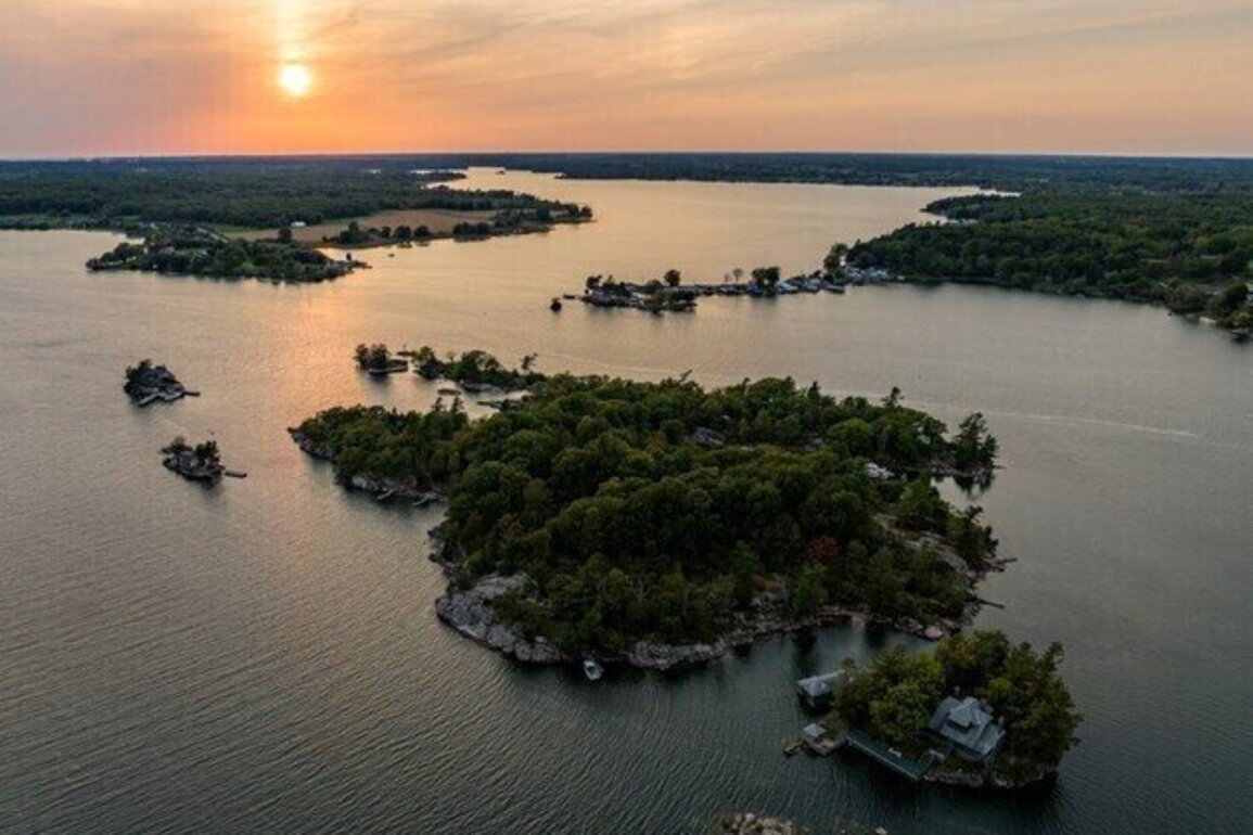 Governments of Canada and Ontario accept the nomination of the Upper St. Lawrence River in Ontario as a Canadian Heritage River
