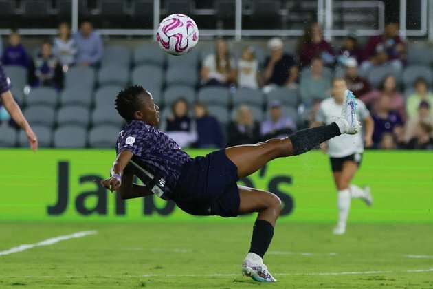 Thembi Kgatlana leaves Racing Louisville in record transfer