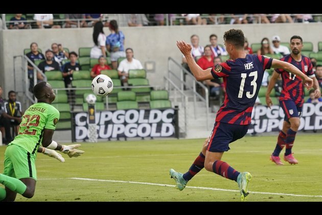 Gyasi Zardes plays hero as USMNT reaches Gold Cup final