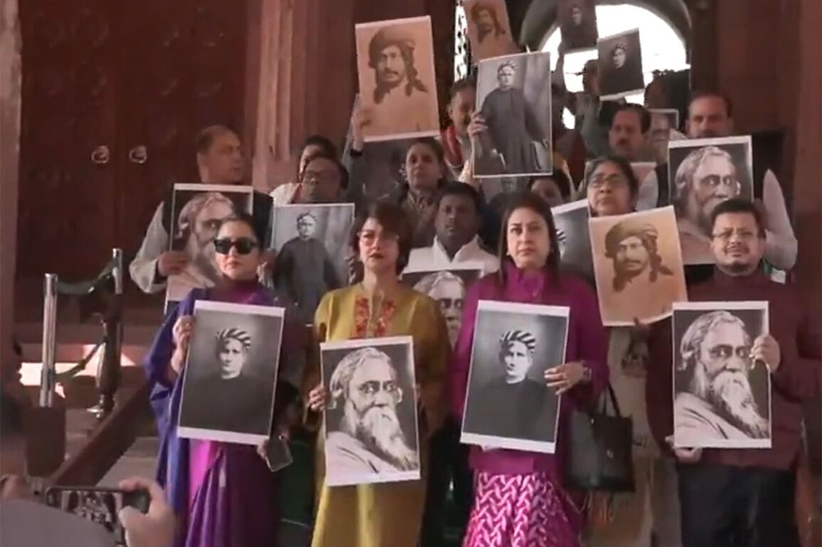 TMC MPs protest against centre with photos of Rabindranath Tagore, Bankim Chandra Chatterjee