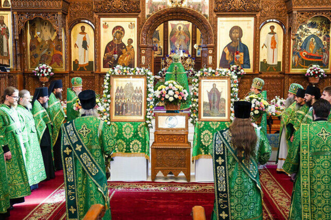 Ukraine re-arrests bishop after medical release  media