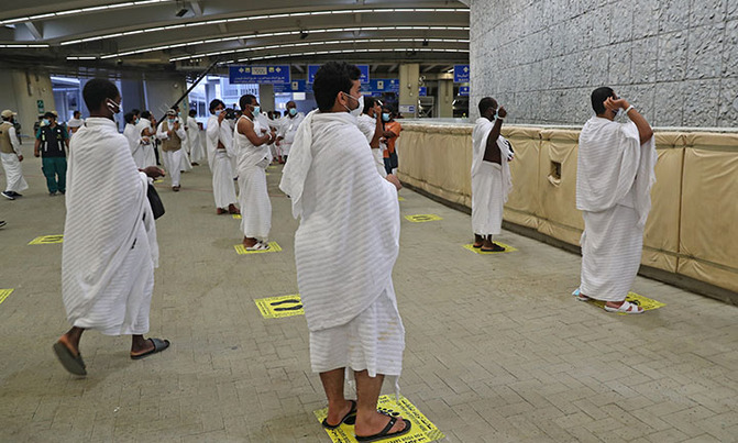 Pilgrims stone Satan in last major rite of scaled-back hajj Pilgrims stone Satan in last major rite of scaled-back hajj