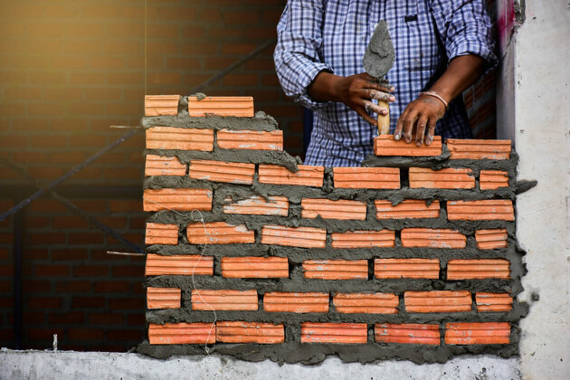 Scientists develop energy-saving, heat-reducing cement