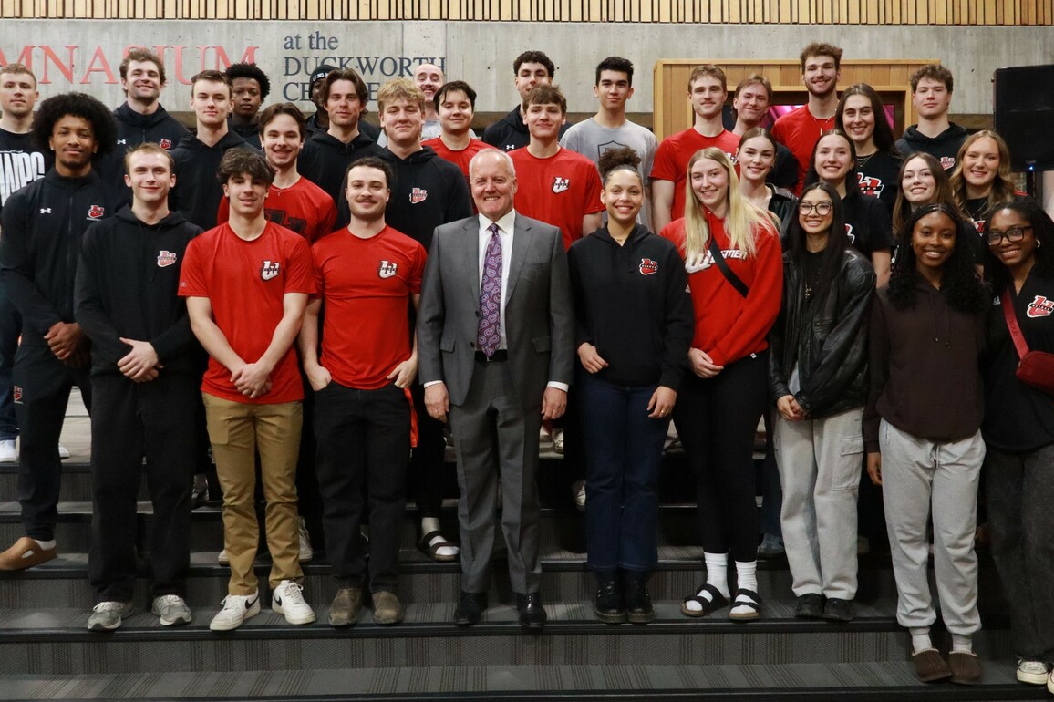 $100,000 donation from Allan Edie gives UW student-athletes a boost - University of Winnipeg News