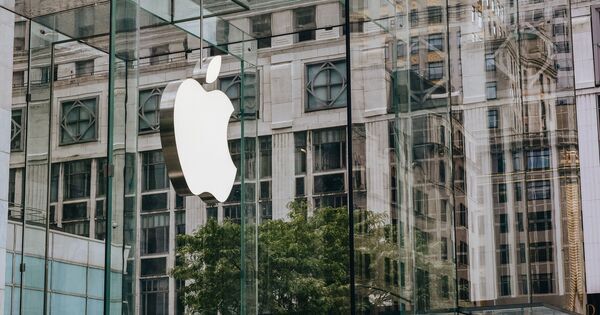 Apple expands U.S. chip sourcing with $30 billion Broadcom deal