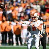 Baker Mayfield in peak form as Bucs battle injury-riddled 49ers