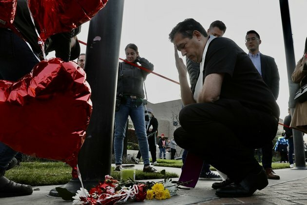 Southern California mourns mass shooting victims, deplores gun violence