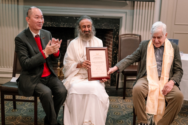 Gurudev Sri Sri Ravi Shankar honoured with 2025 World Leader for Peace and Security Award by Boston Global Forum